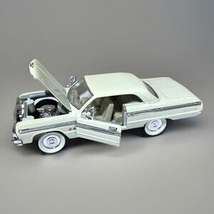 SUNNYSIDE 1964 Chevrolet Impala Cream 1:32 Diecast Model Car 5.5" Pull Back